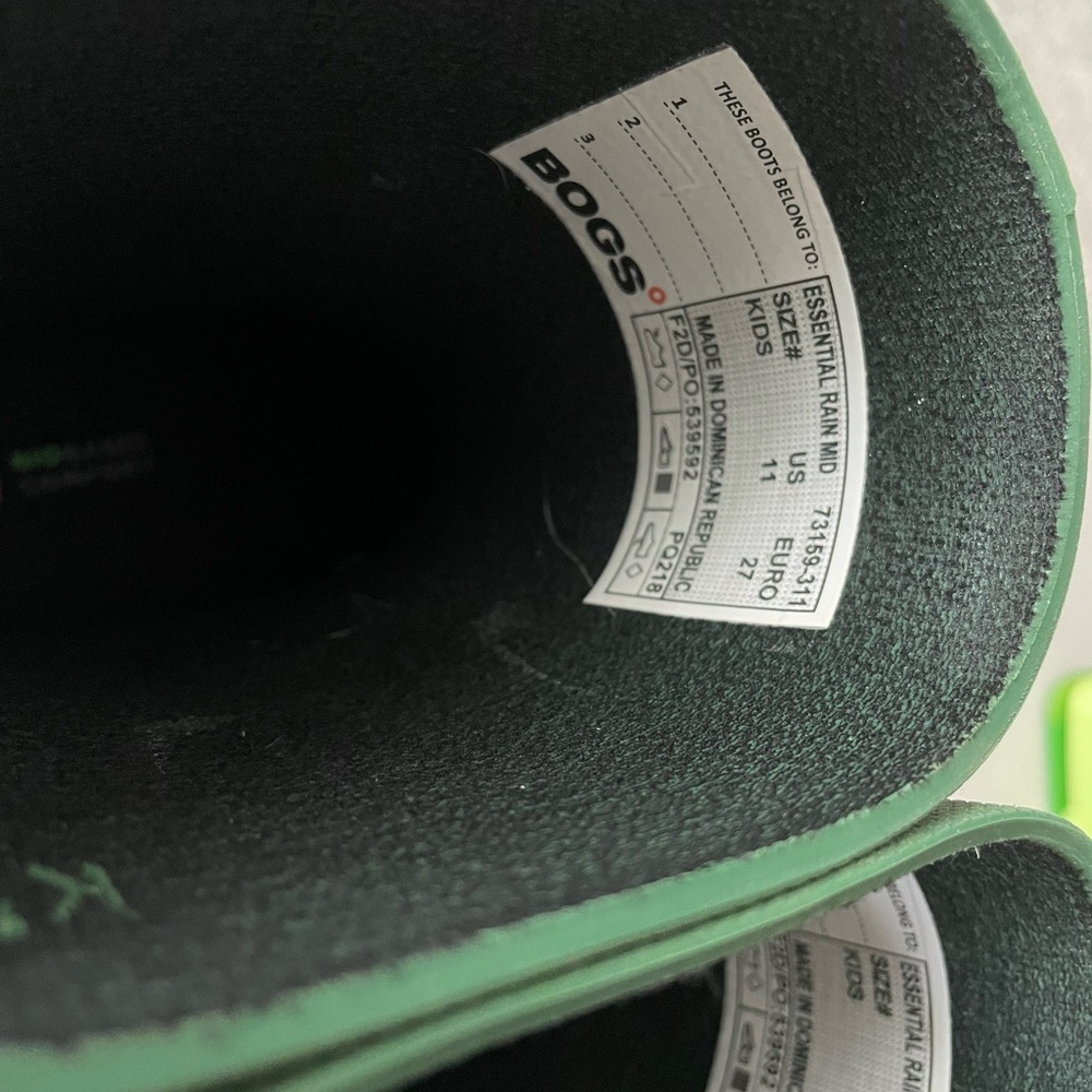 Bogs Boots Essential Rain Mid Rainboots - Picture 3 of 6